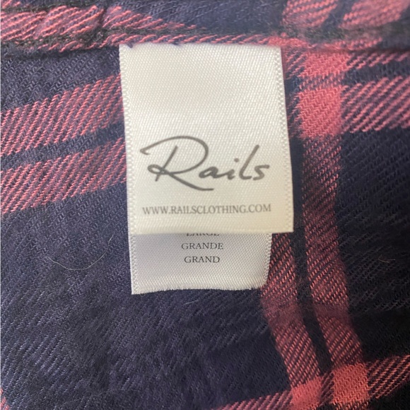 Rails Women’s Navy Mauve Hunter Button-Down Shirt Sz L - Picture 10 of 11